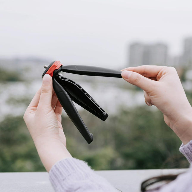 Vlogging Video Rig With Led Light Mic & Tripod