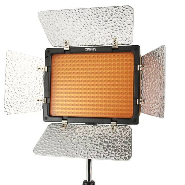 Pro Led Video Light For Dslr / Camcorder - 300 Leds - Black